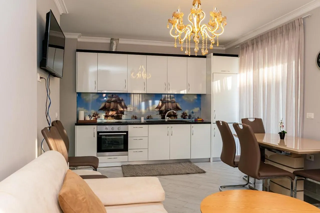 Odore Di Mare Golem 0*, Golem (Tirana)